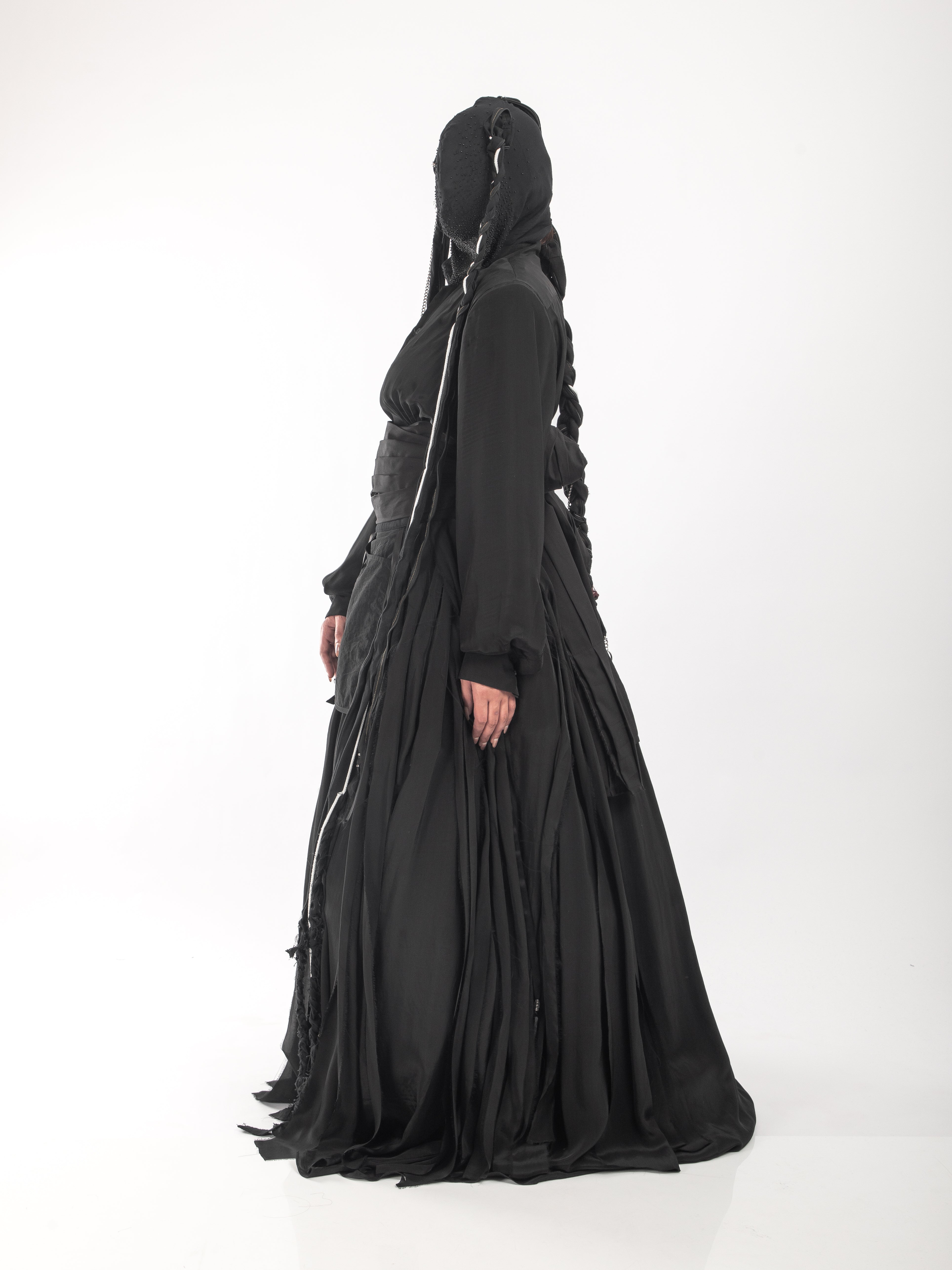 MODULAR GOWN