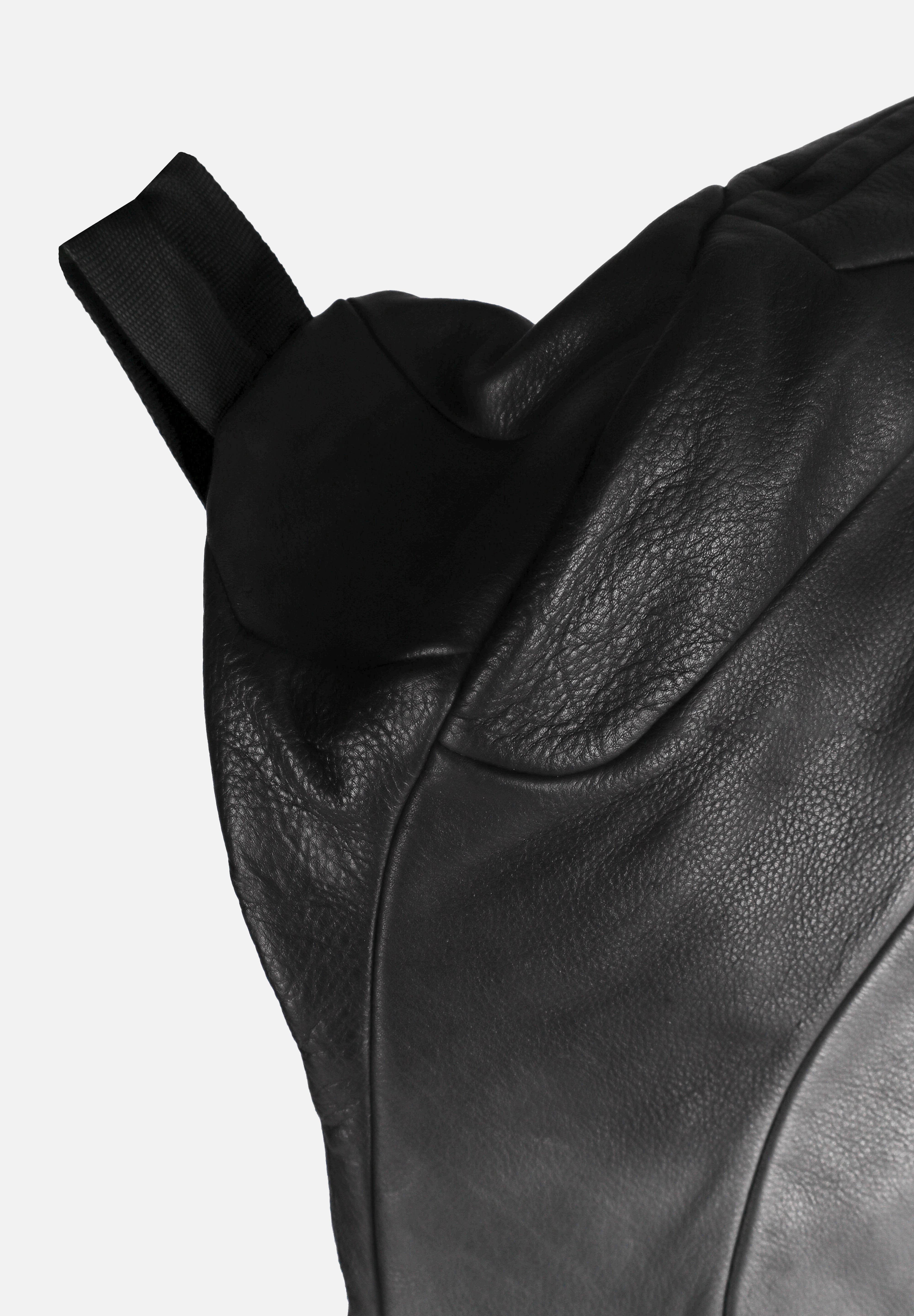 SHOULDER HYDRATION PACK