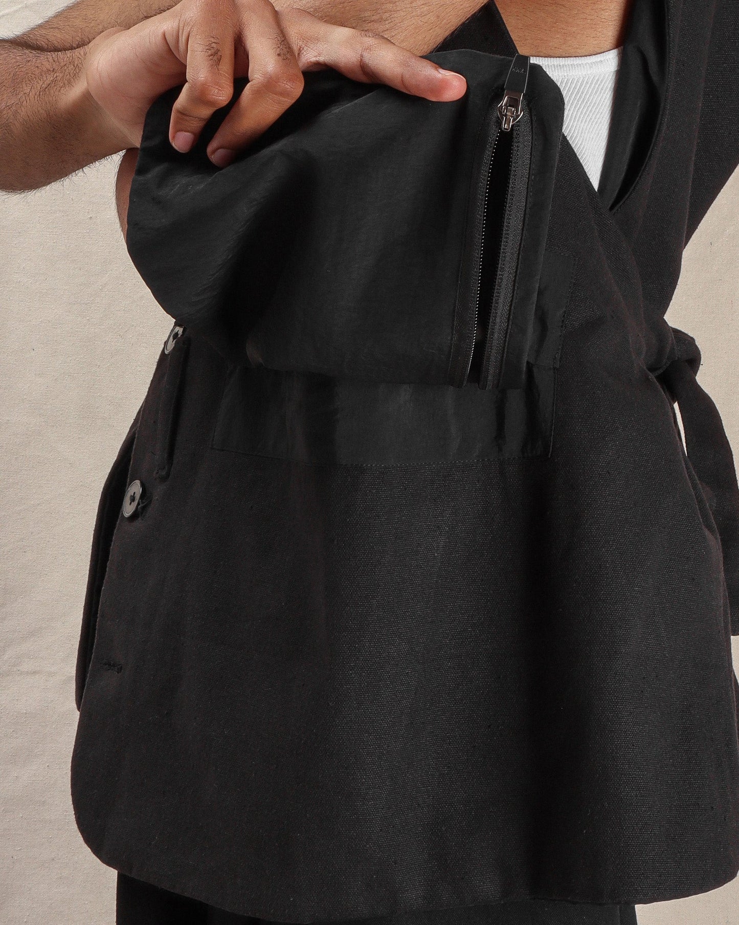 REVERSIBLE WAIST COAT - GARUDA