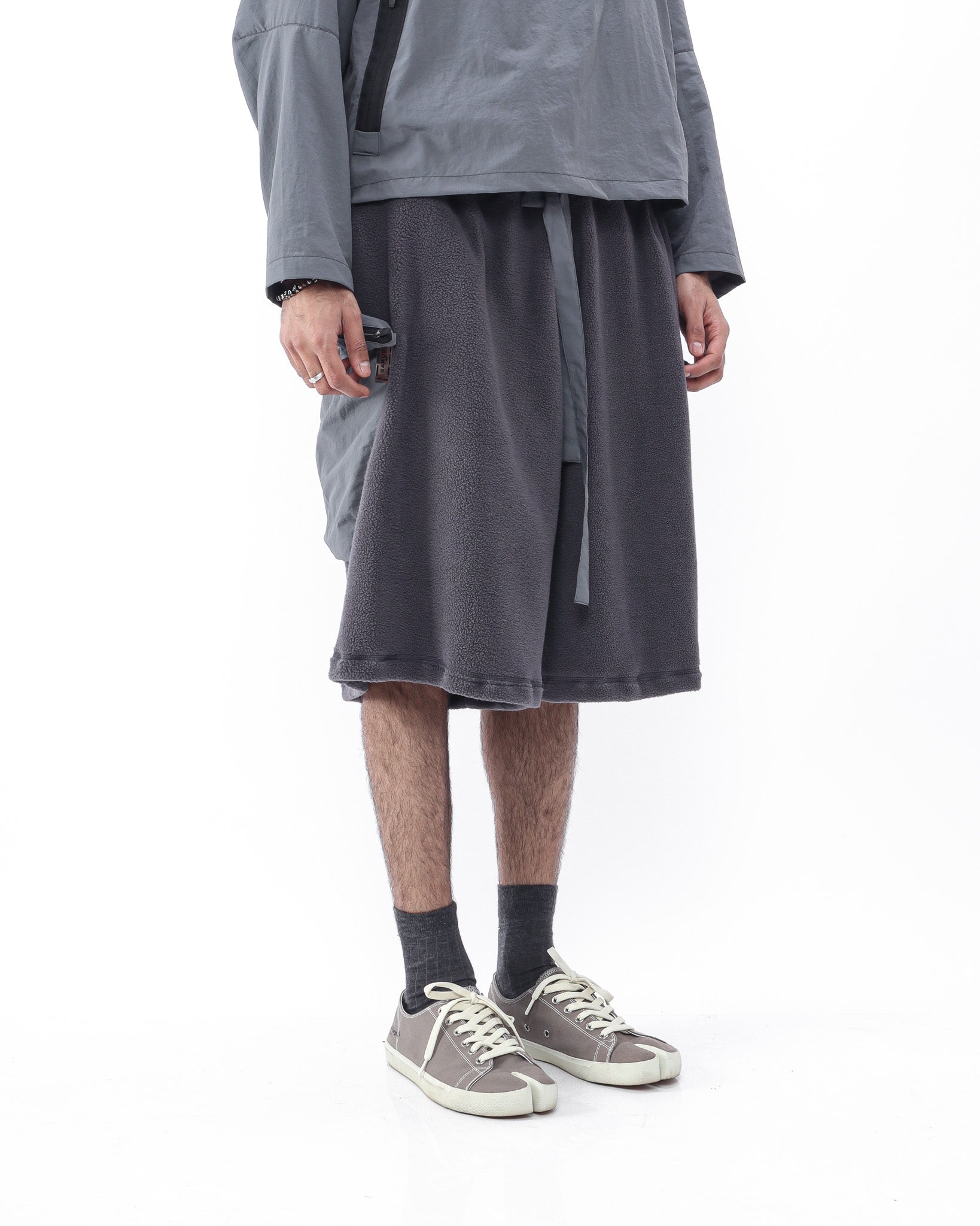 Fleece Cargo Sweatshorts - Grey