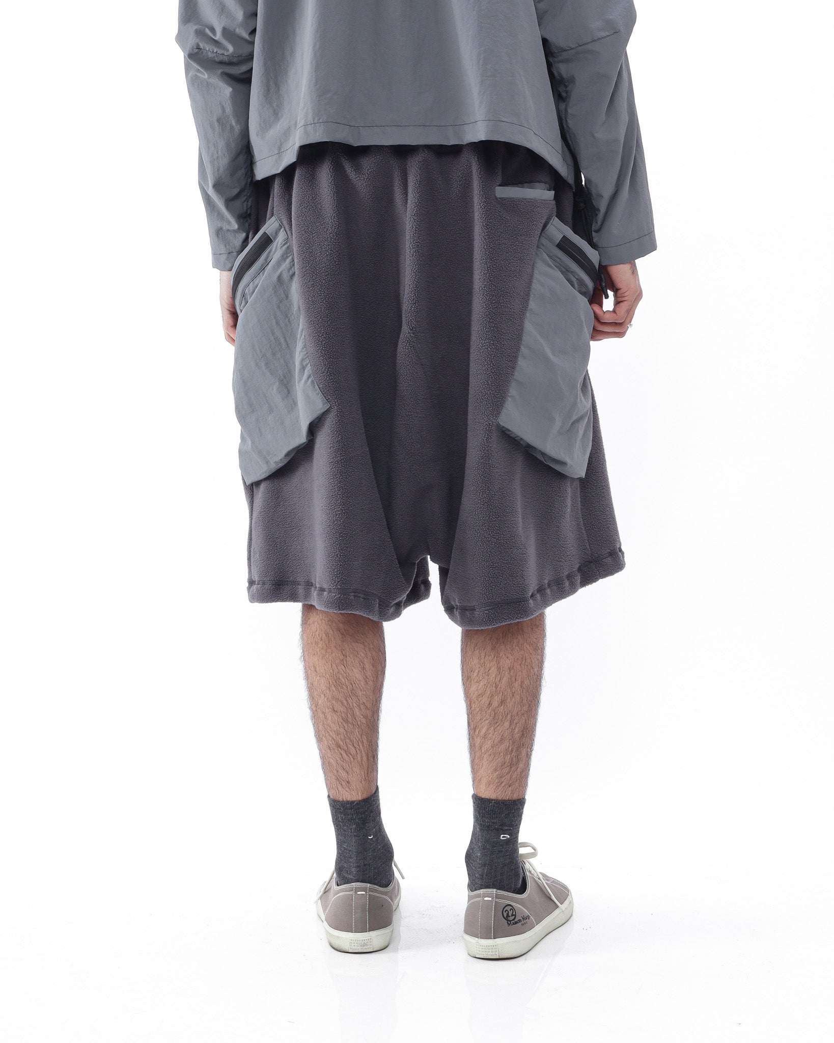 Fleece Cargo Sweatshorts - Grey