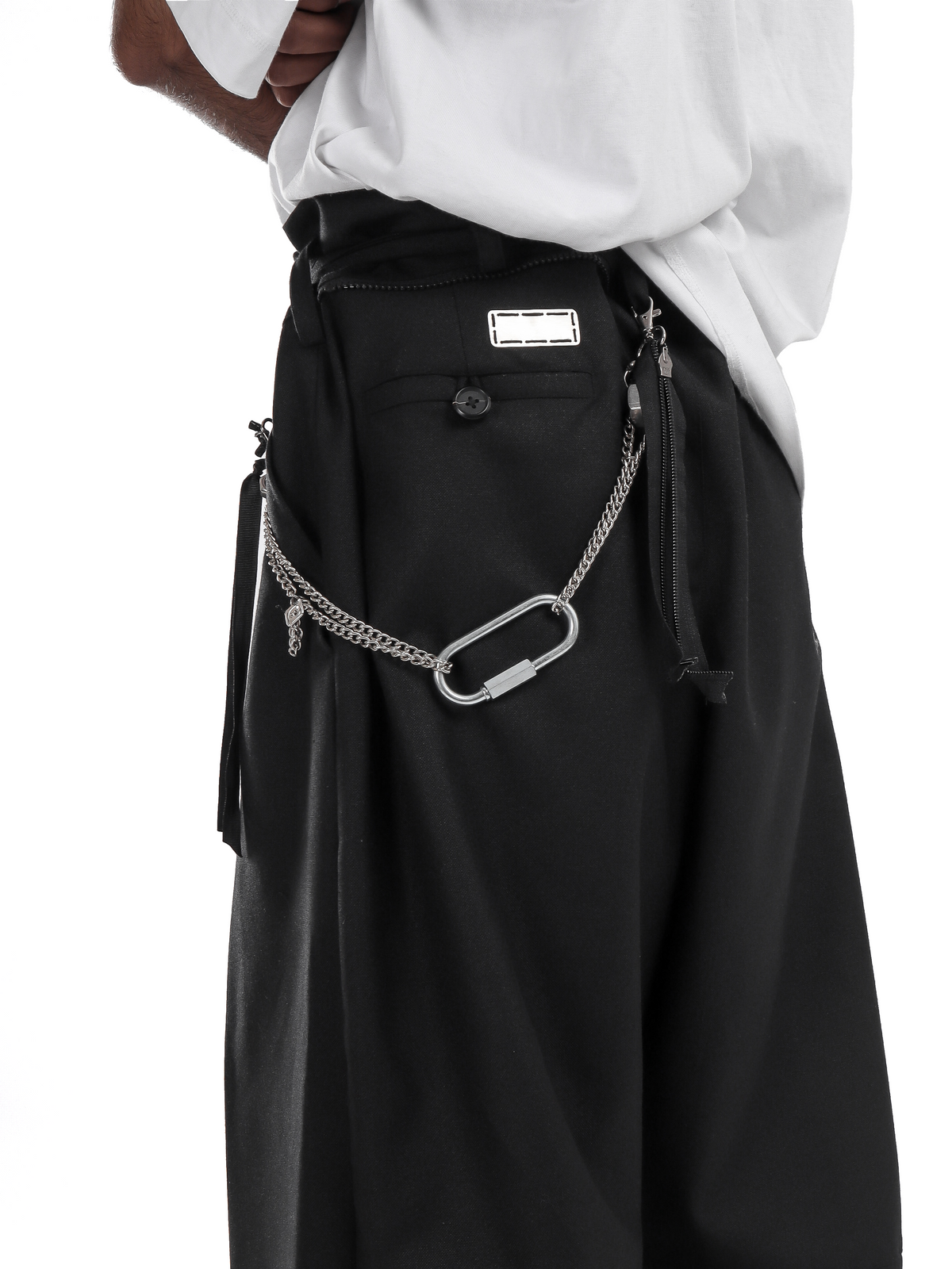 WALLET CHAIN