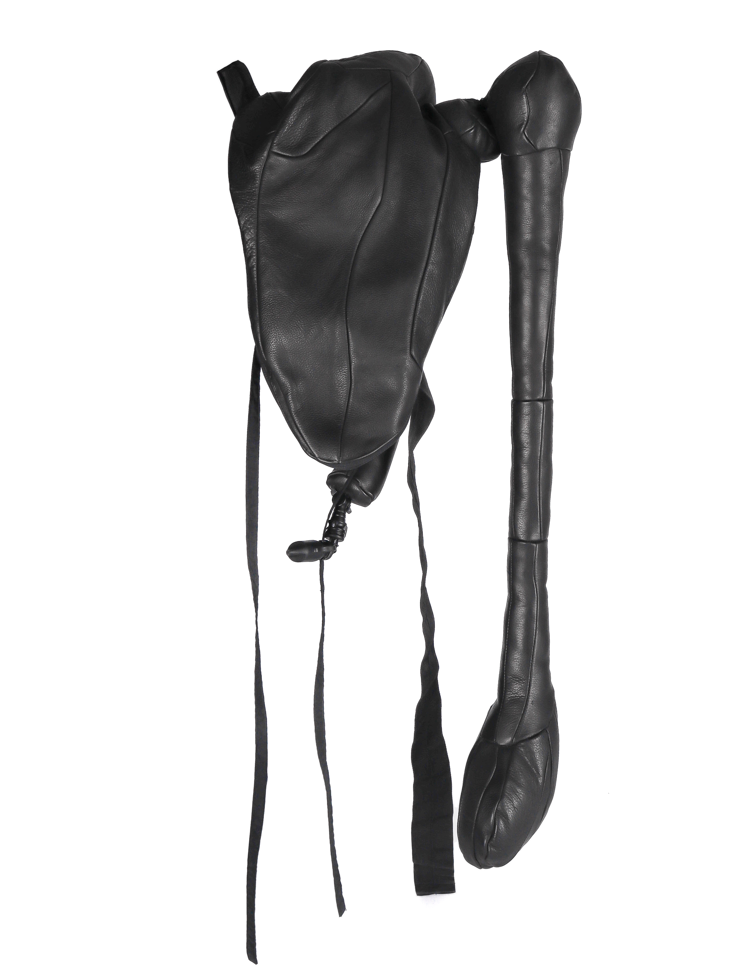 SHOULDER HYDRATION PACK