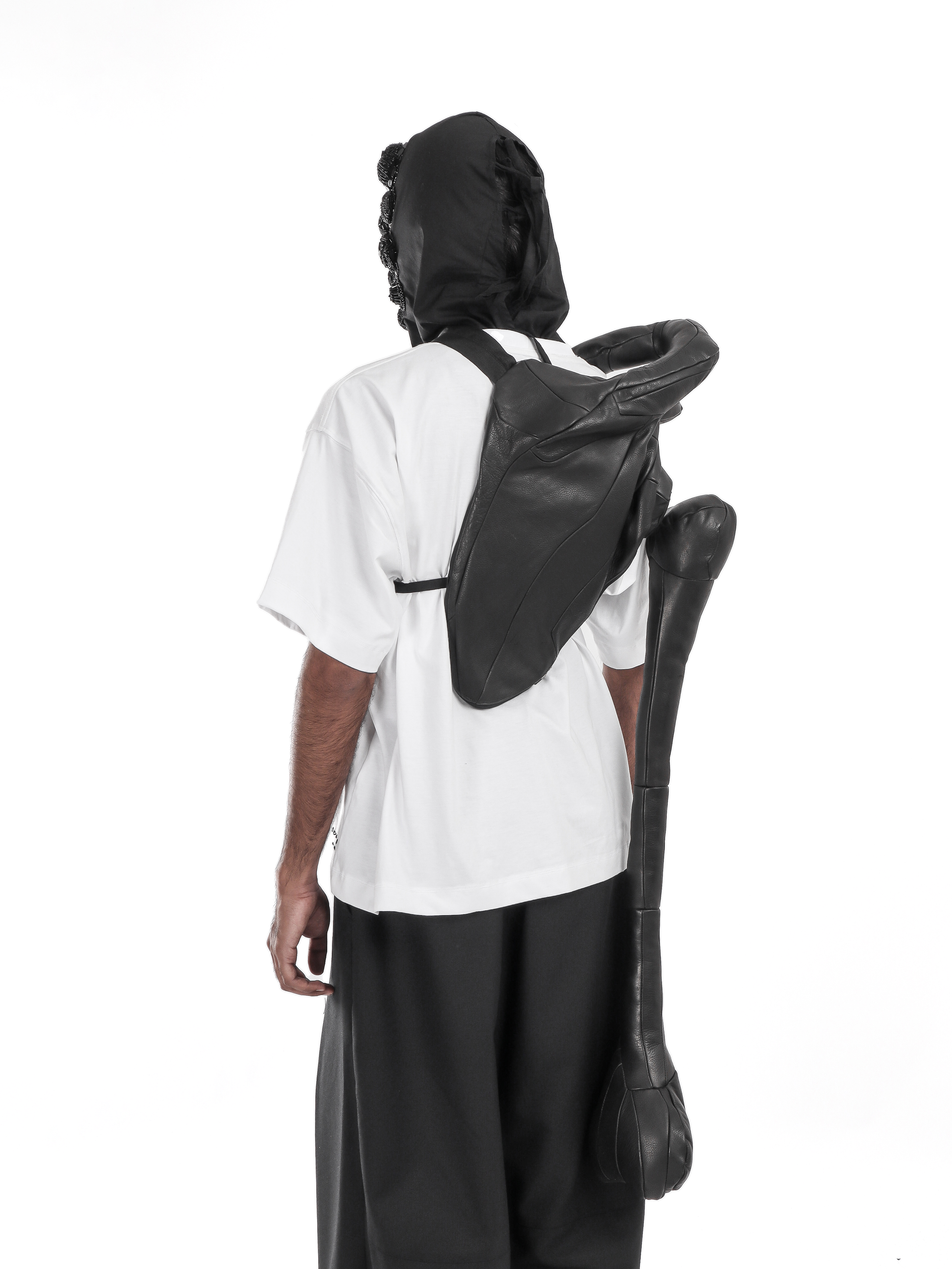 SHOULDER HYDRATION PACK