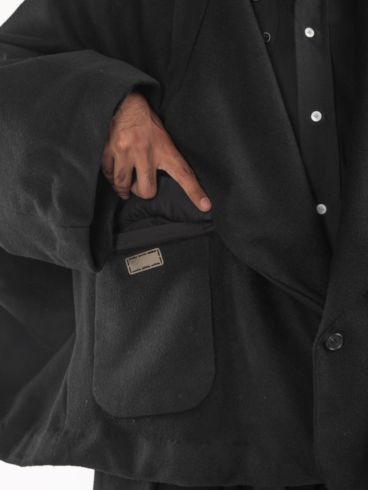 SHELTER JACKET
