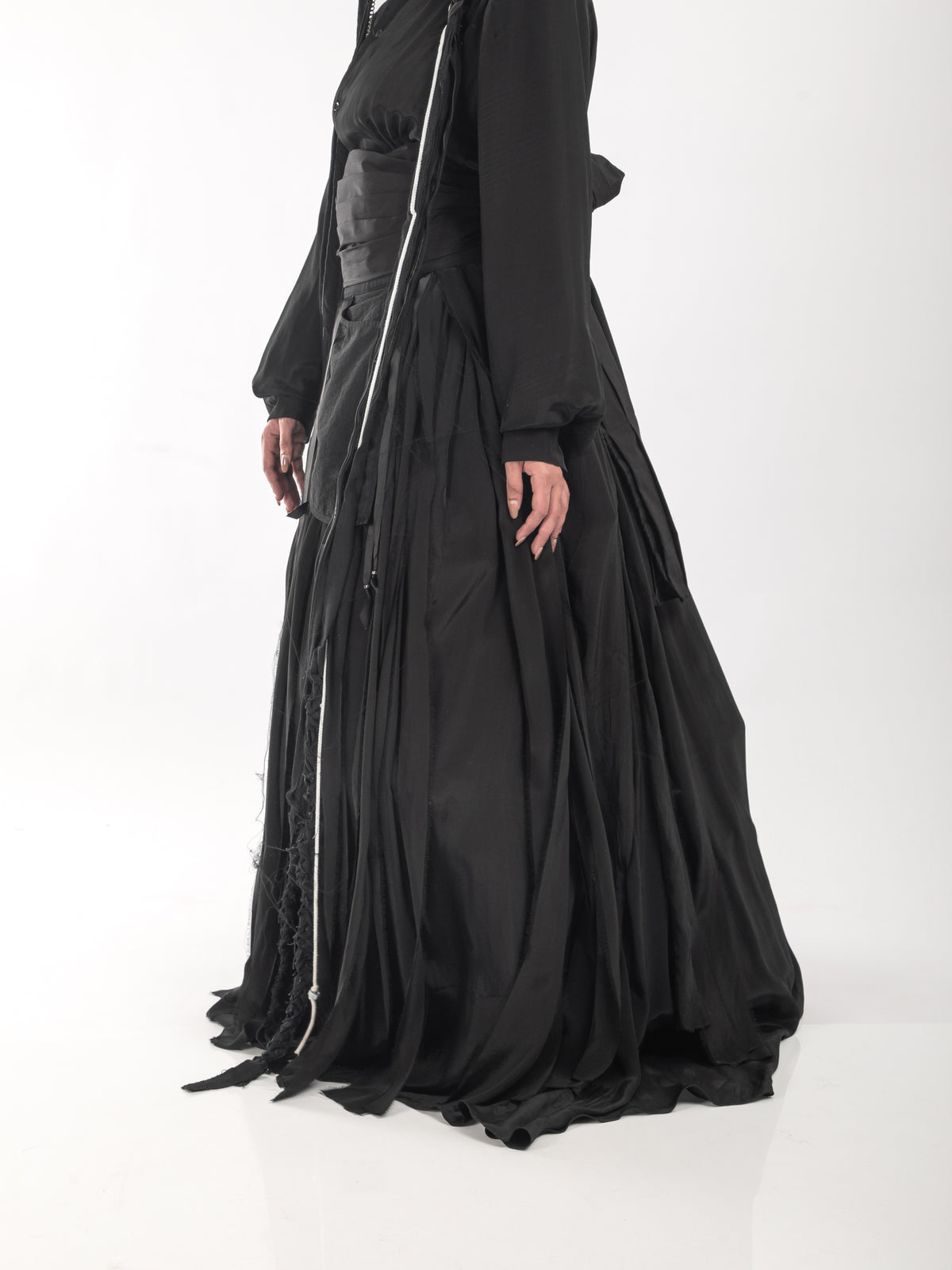 MODULAR GOWN – GARUDA_SS