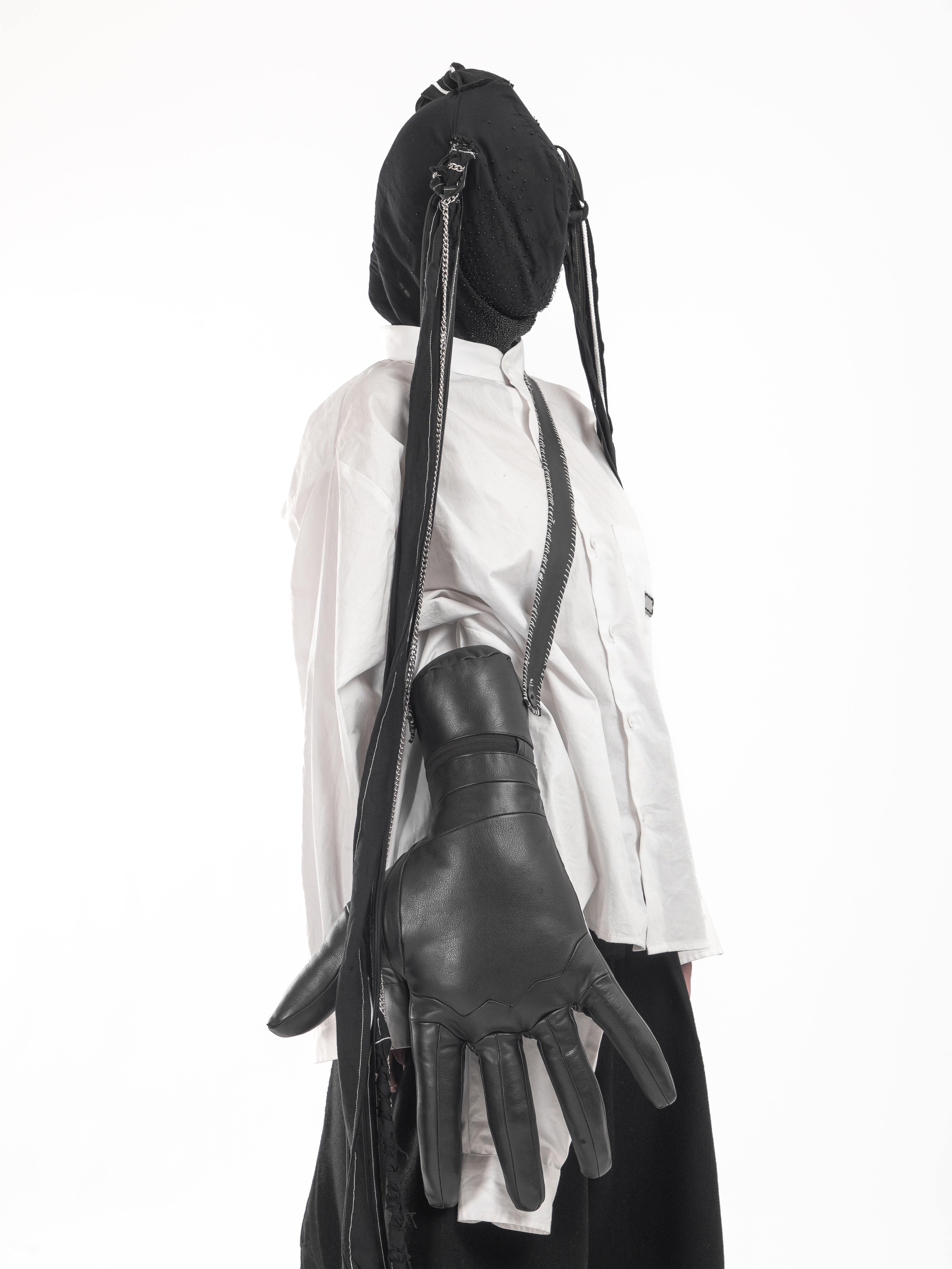 ANATOMICAL HAND BAG