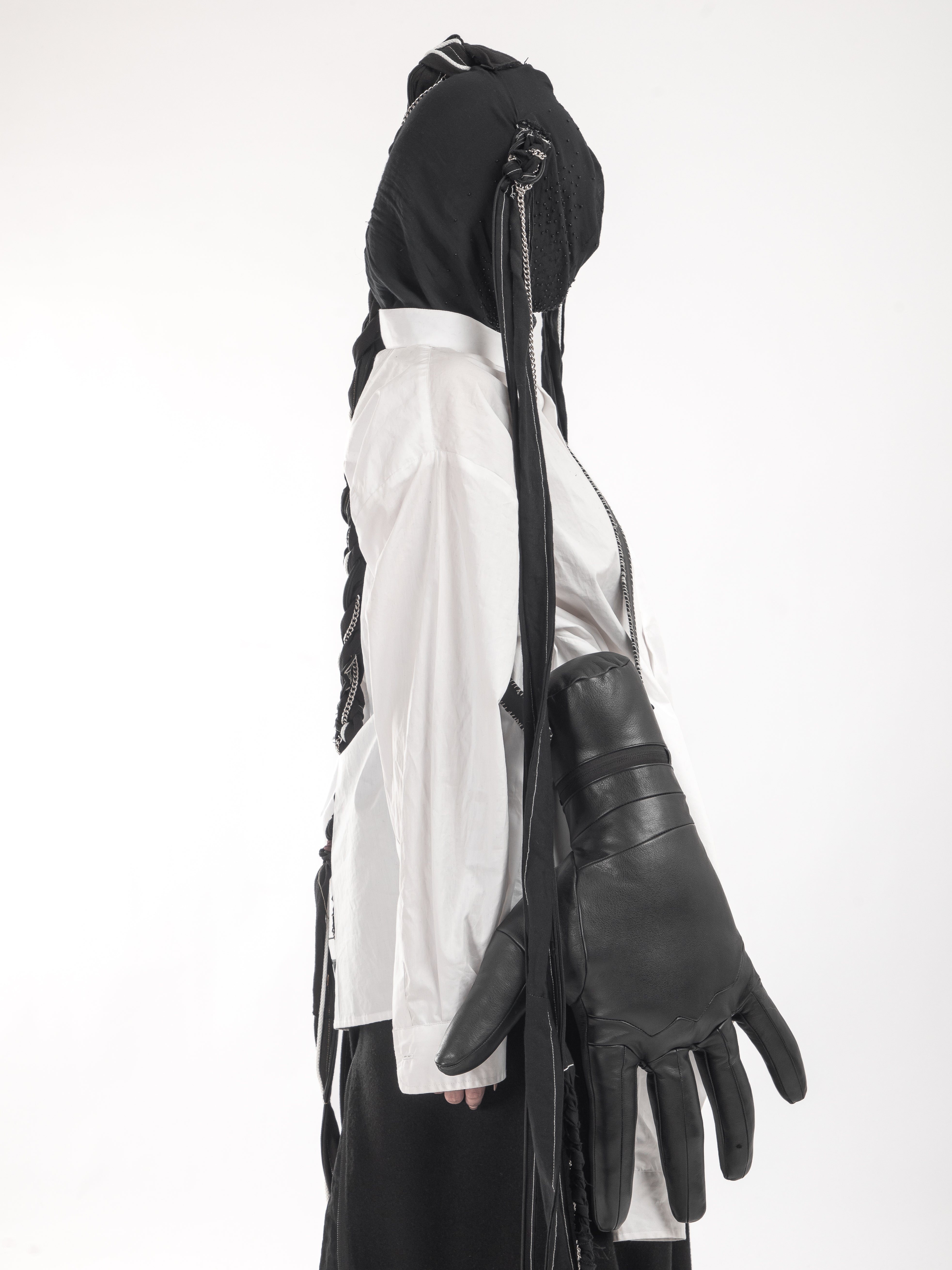 ANATOMICAL HAND BAG