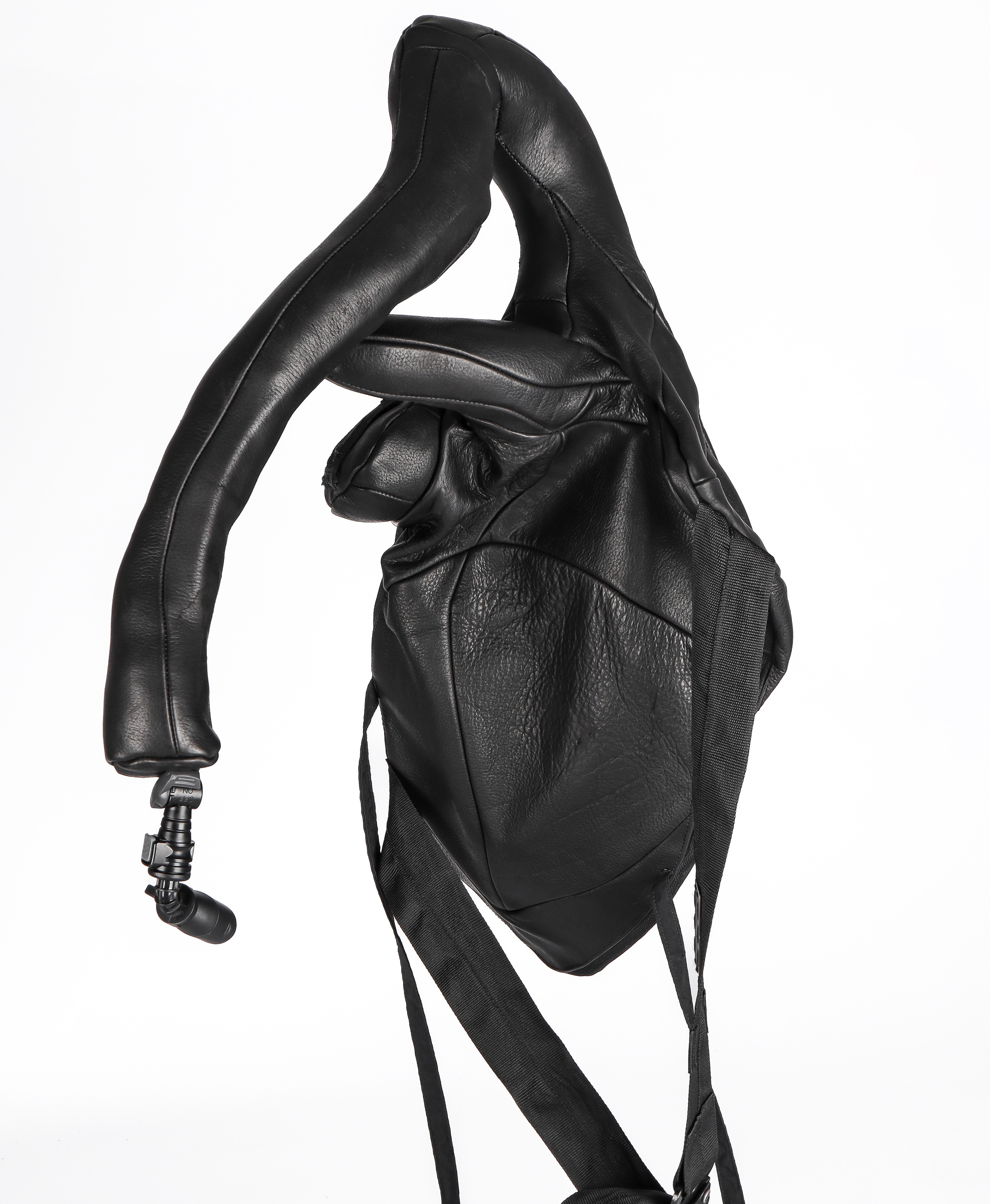 SHOULDER HYDRATION PACK