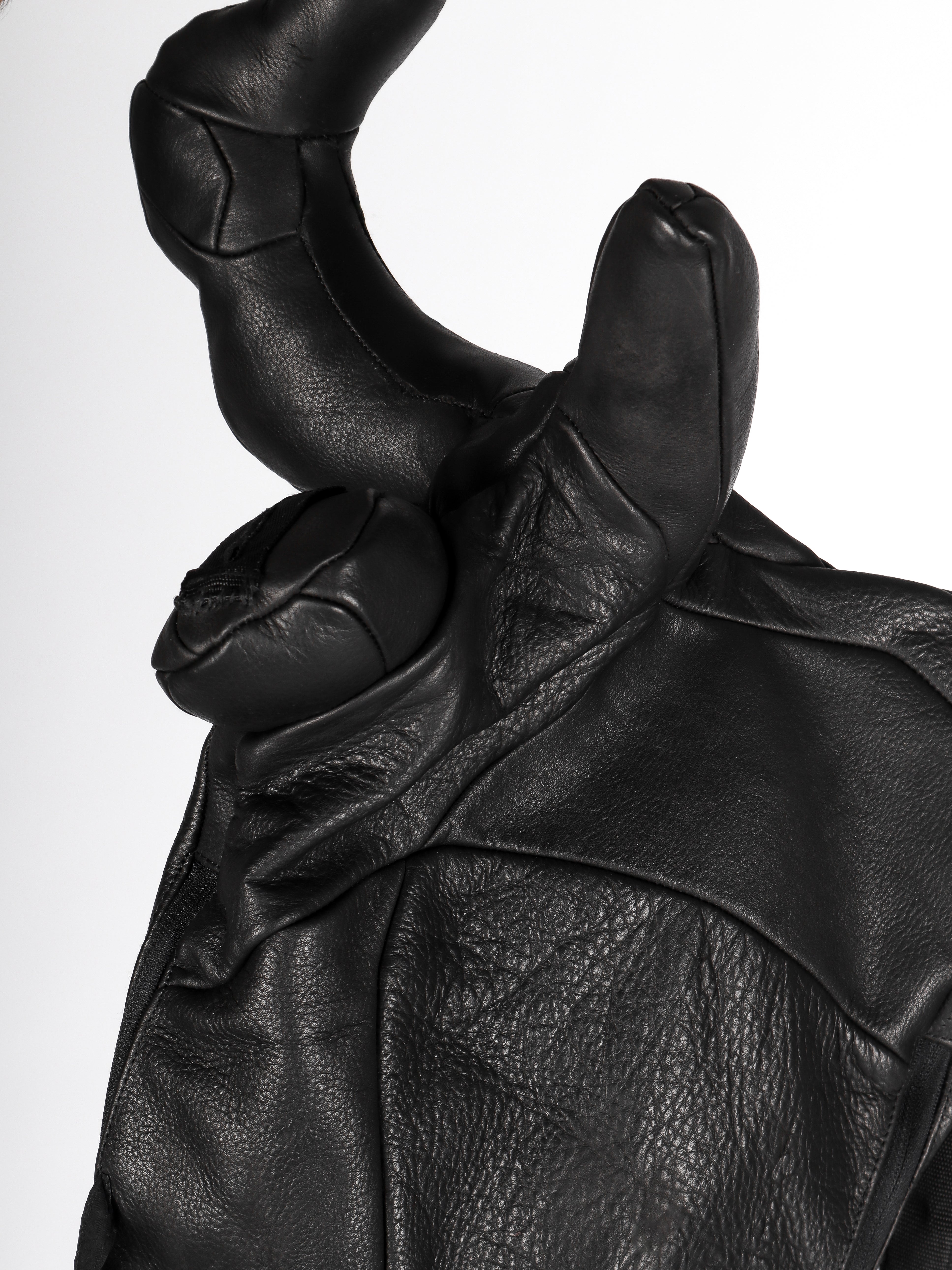 SHOULDER HYDRATION PACK