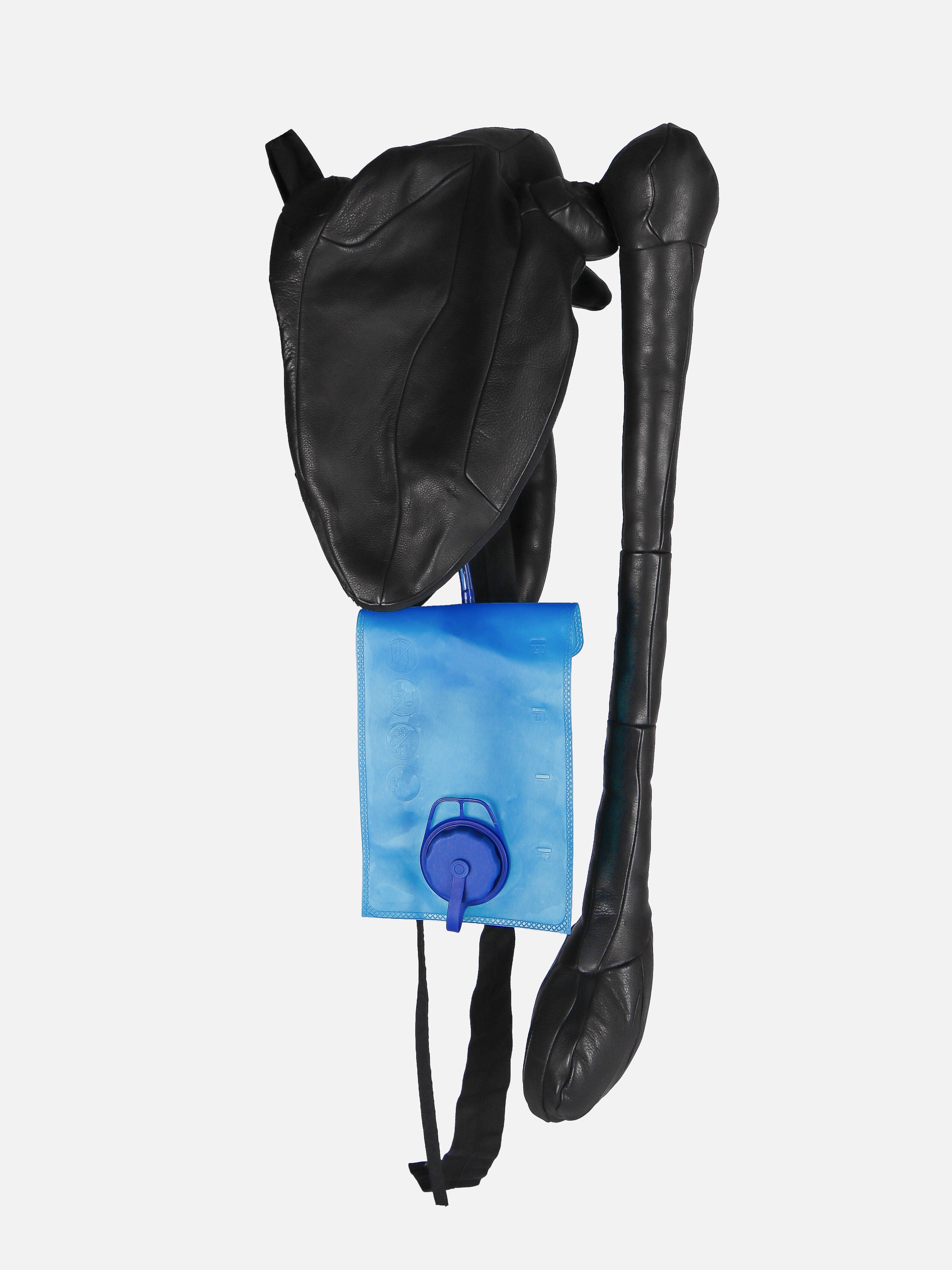 SHOULDER HYDRATION PACK
