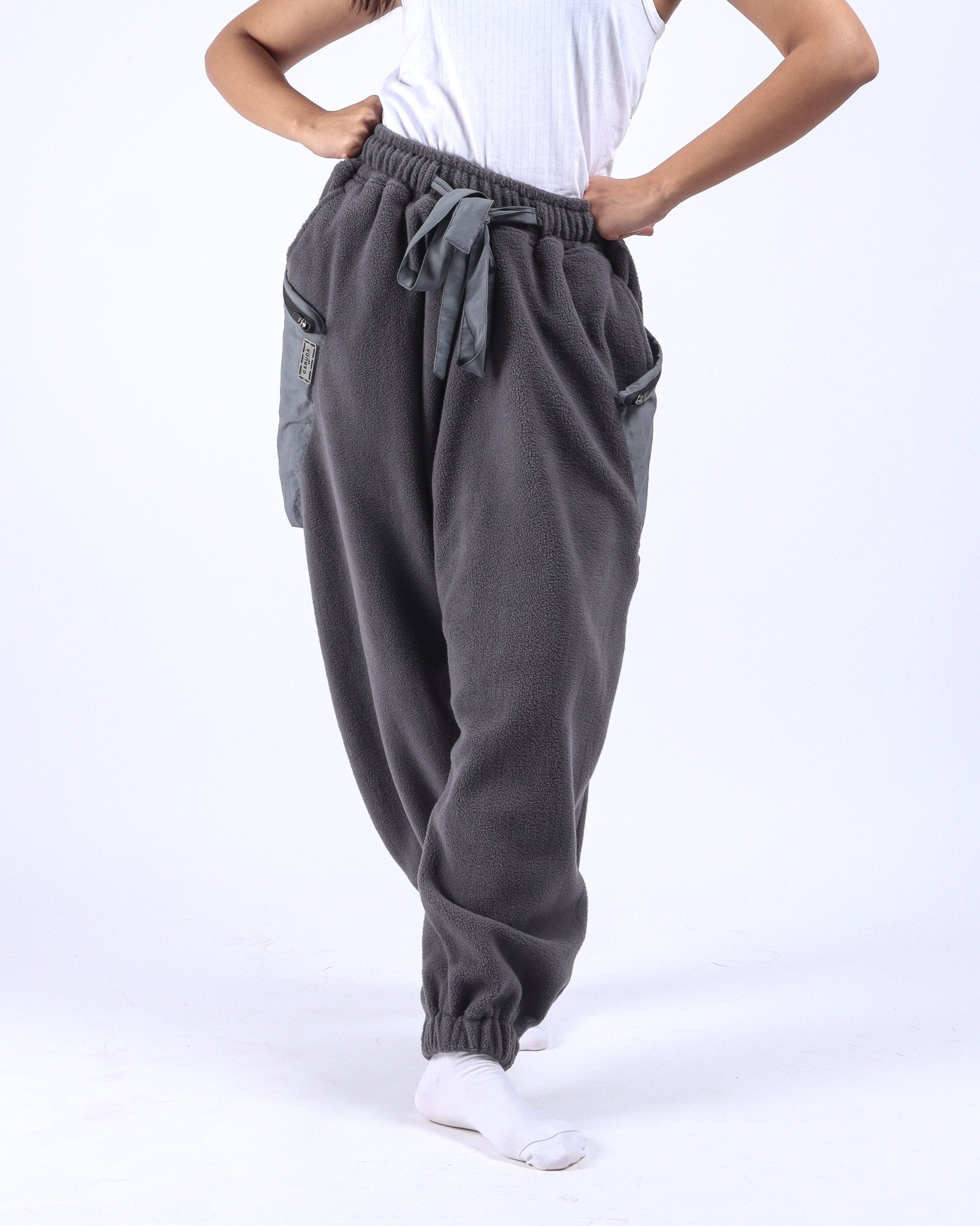 Fleece Cargo Sweatpants - Grey - GARUDA