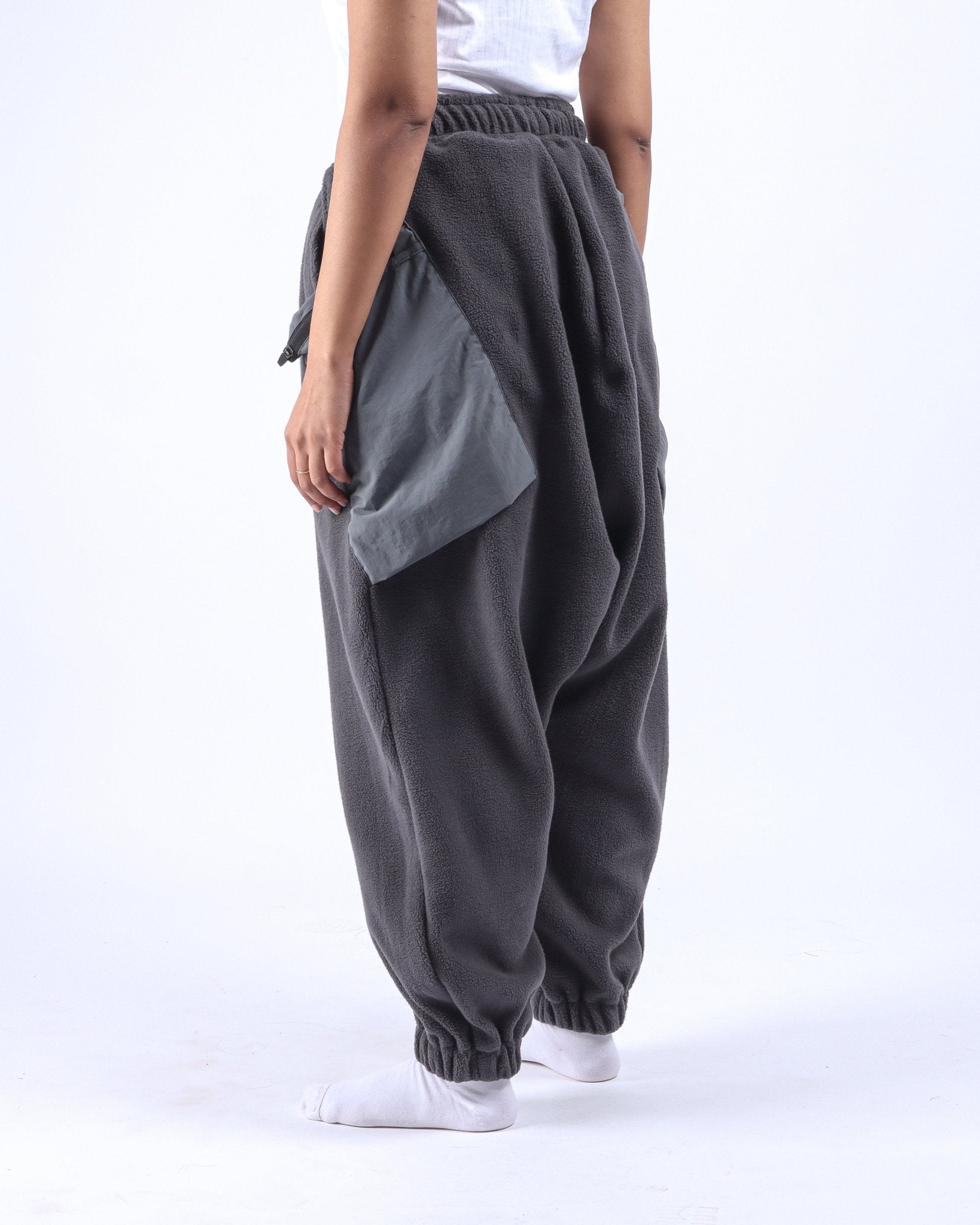 Fleece Cargo Sweatpants - Grey - GARUDA