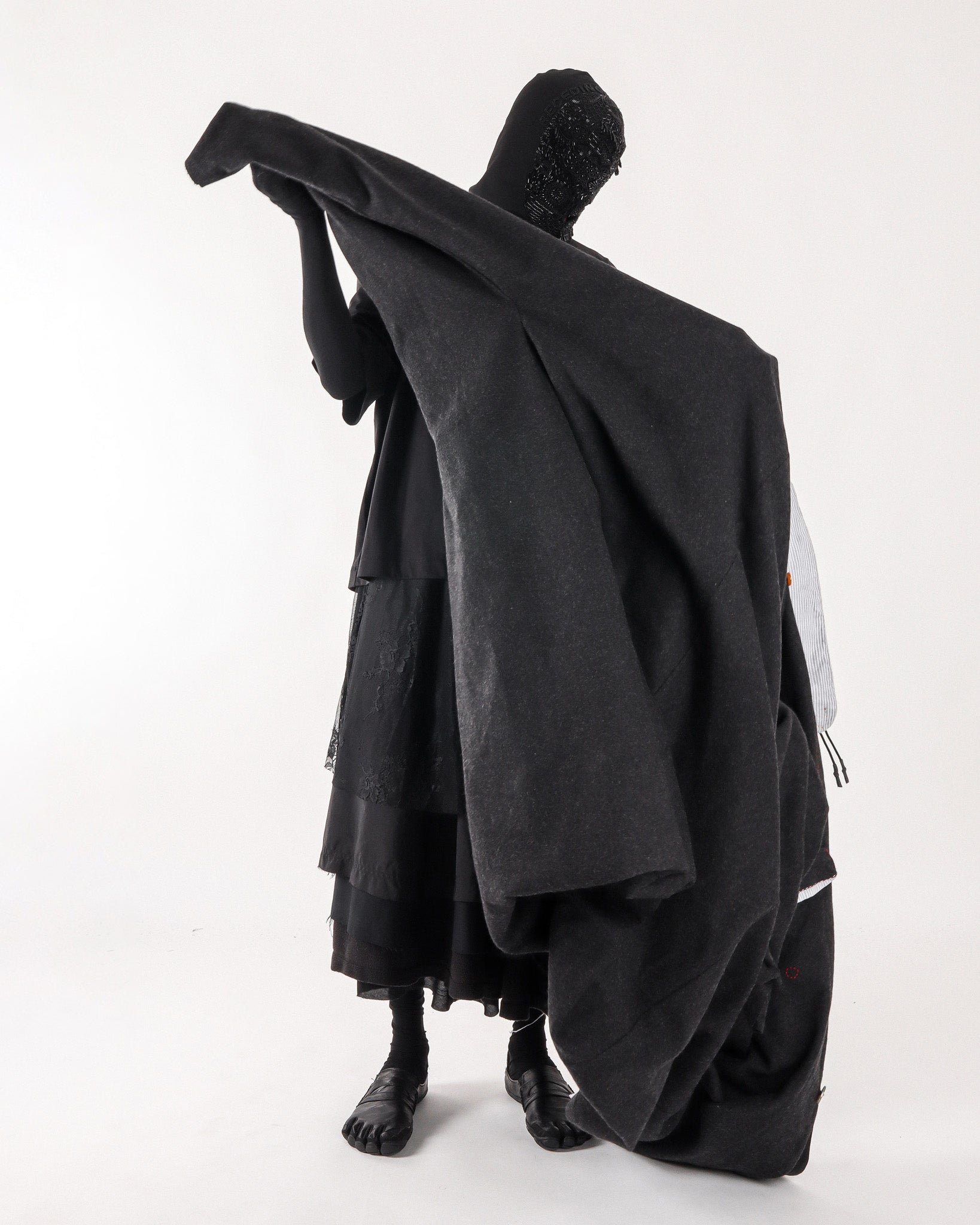 (UN) LINED WOOL COAT - GARUDA